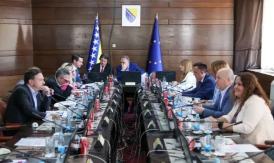 Prihvaćena inicijativa za ukidanje carina na uvoz nafte iz trećih zemalja