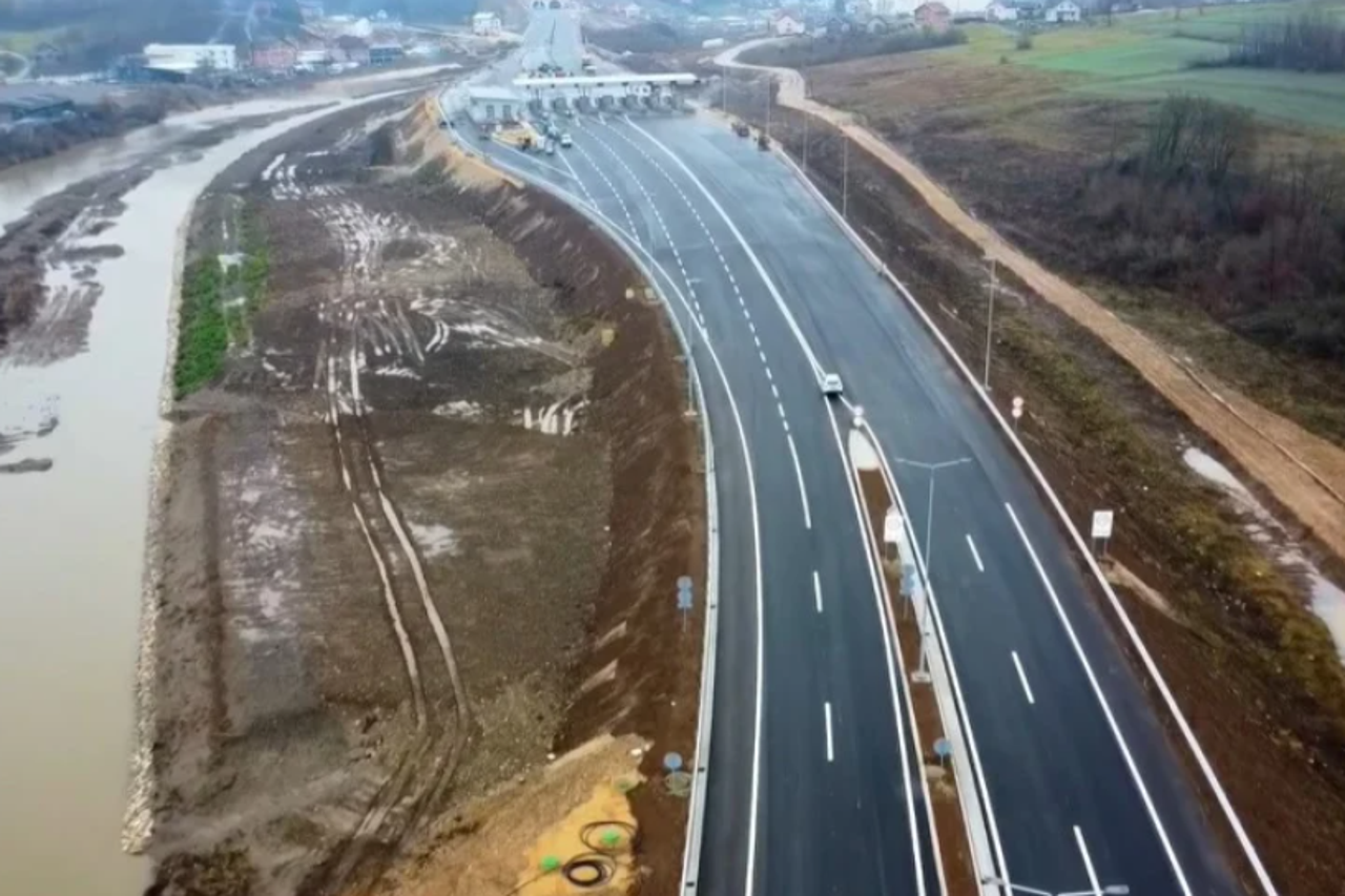 Dok institucije biju svoje bitke, bh. gospodarstvo svakodnevno plaća cijenu