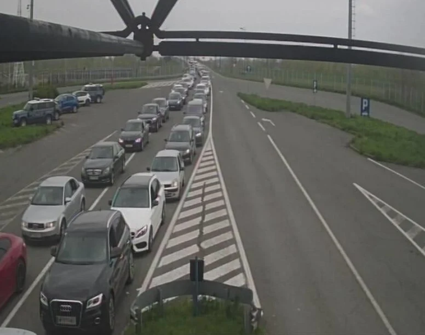 Na nekim graničnim prijelazima s Hrvatskom čeka se i po pet sati