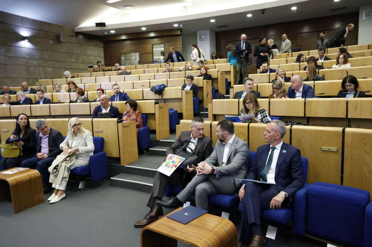 Koliko sada iznosi dječji dodatak? Dogovor o univerzalnom dodatku u FBiH sve bliže