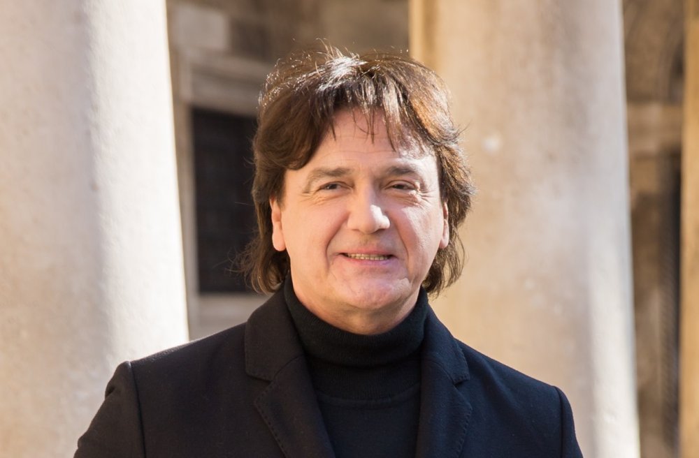Zdravko Čolić najavio još jedan, čak četvrti, koncert u Zetri