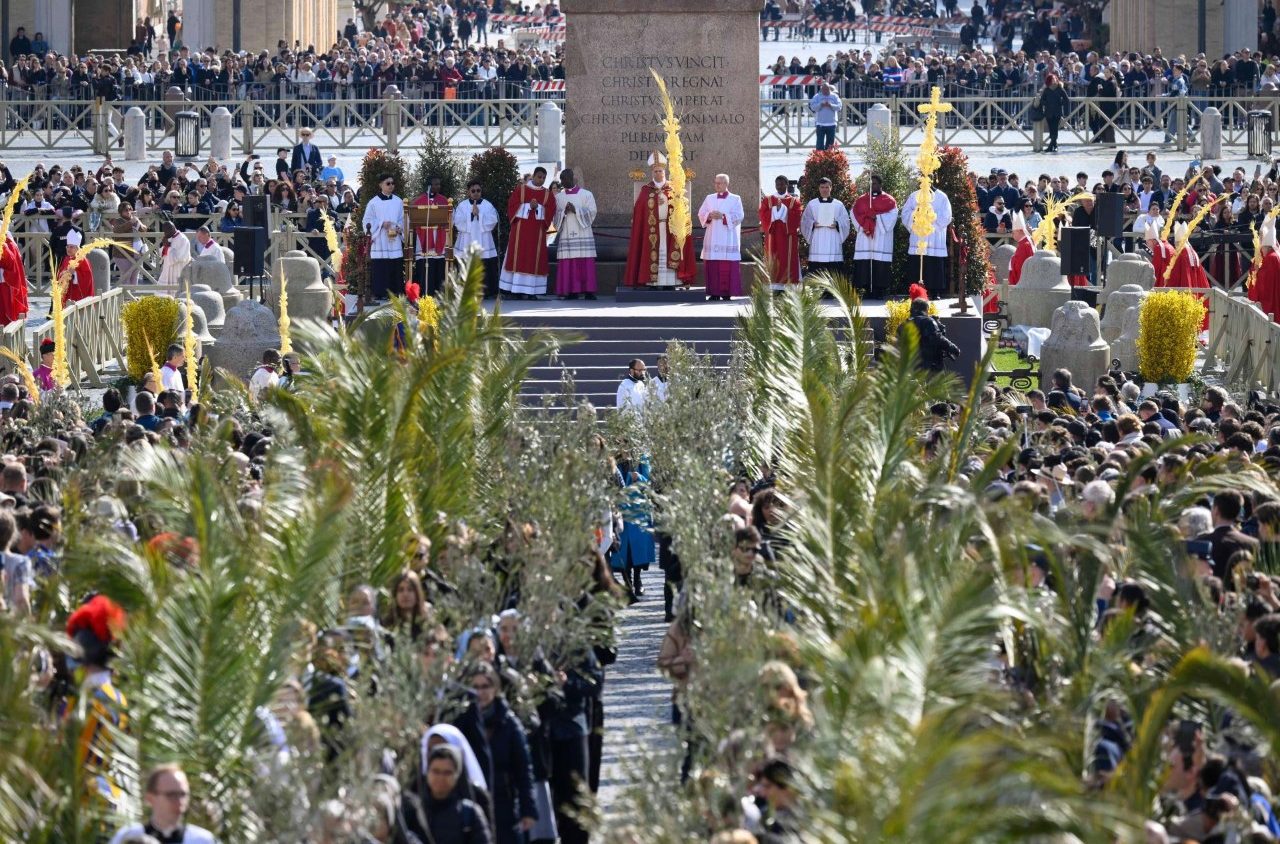 Papa Lav: “Bog odbacuje molitve vođa čije su ruke pune krvi”