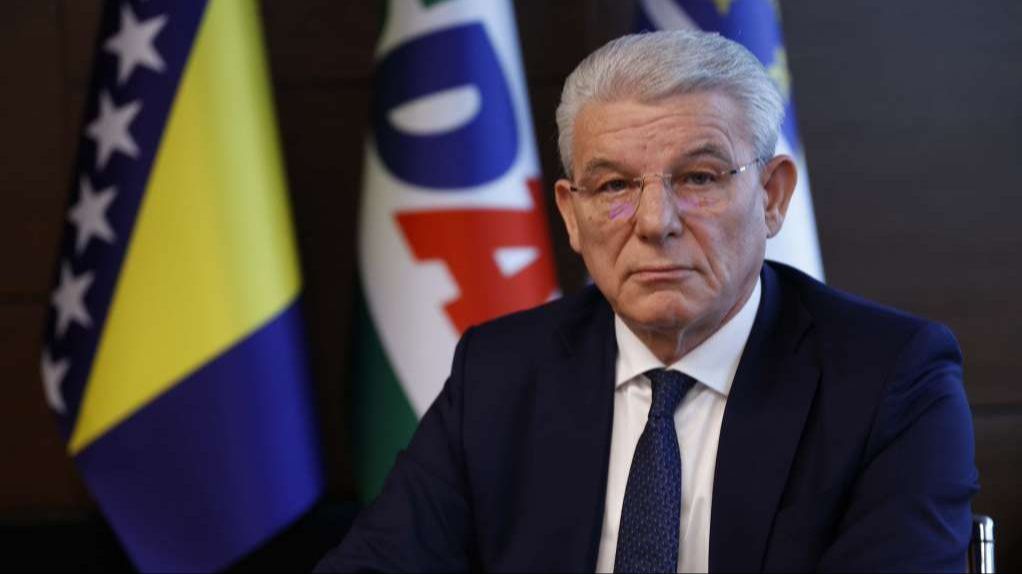 Džaferović: “Bakir treba biti kandidat, ima moju podršku”