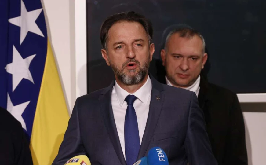 Mahmutović: proglašen sam izdajnikom Bošnjaka bez ikakve osnove