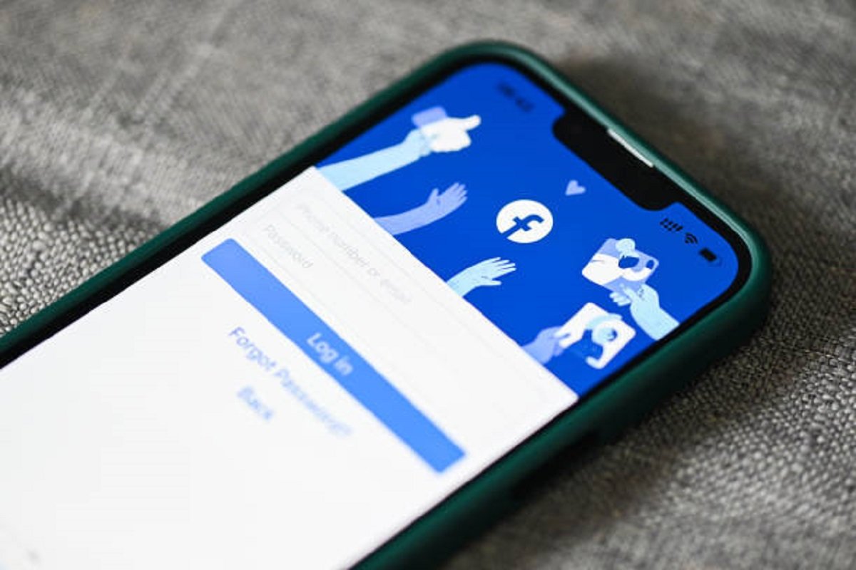 Facebook gasi “Like” i “Share” opcije