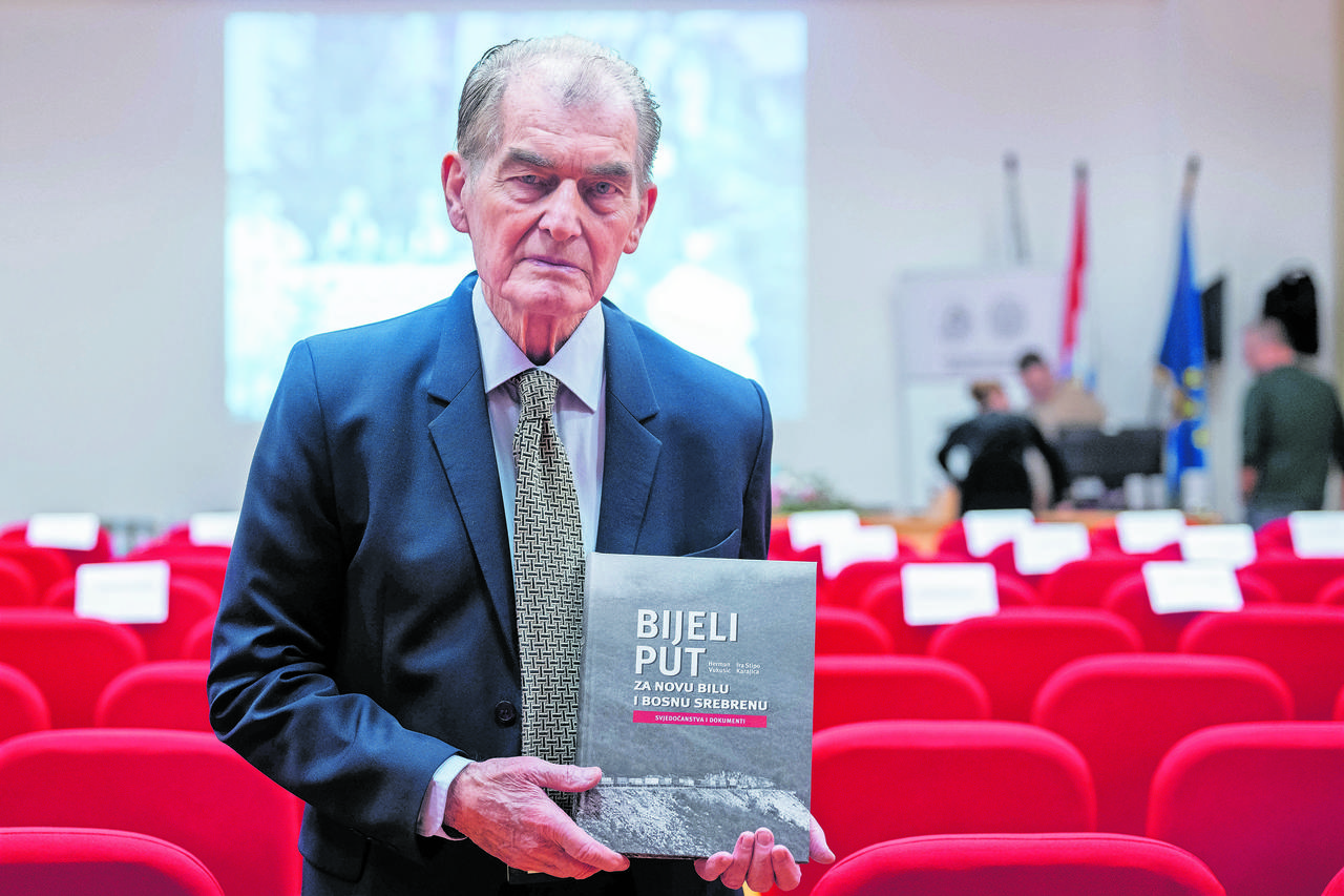 Scenski oblikovana promocija knjige “Bijeli put” Hermana Vukušića