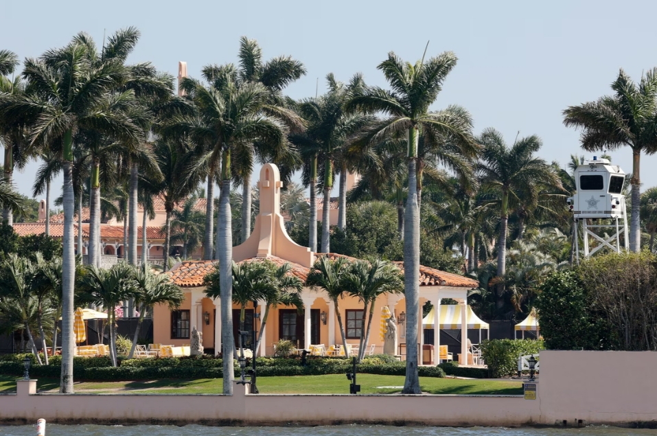 Priopćenje Bijele kuće: Identificiran muškarac ubijen na Trumpovom imanju