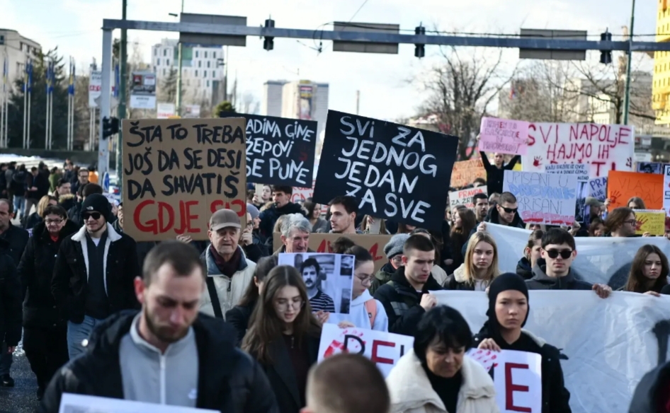 Učenici iznijeli teške optužbe: Tvrde da im se prijeti izbacivanjem zbog protesta