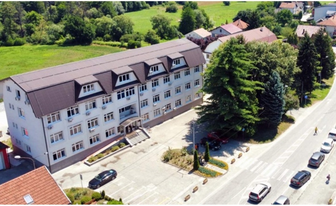 Javni poziv izlagačima kreativcima i ugostiteljima za sudjelovanje u obilježavanju Dana općine Vitez 2026. godine.