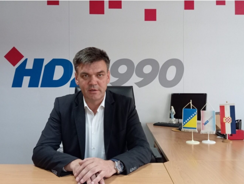 HDZ 1990 poziva na smirivanje tenzija nakon koncerta Marka Perkovića Thompsona u Širokom Brijegu.