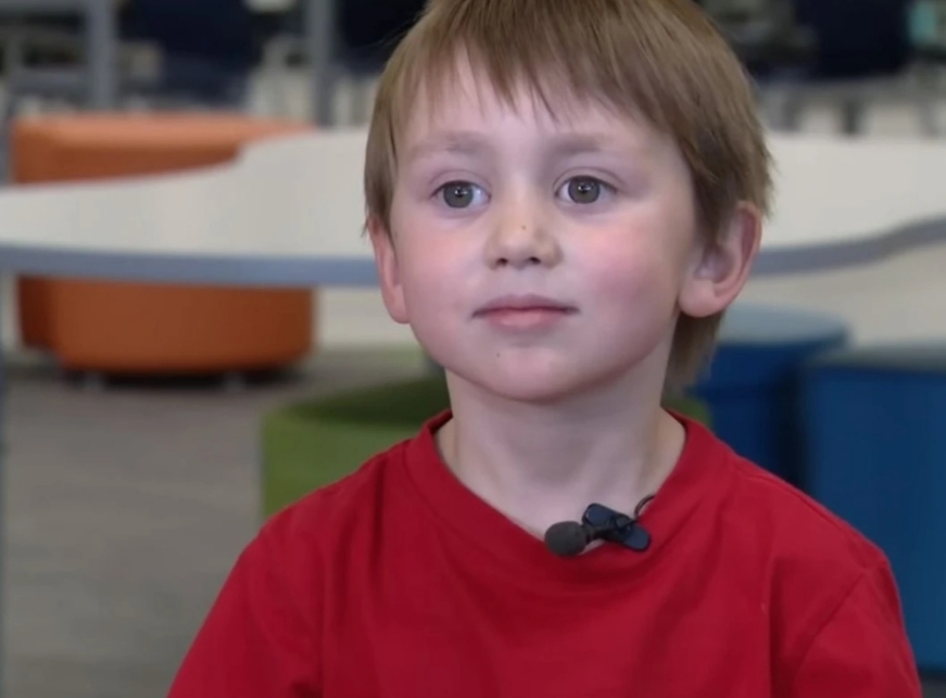 Mali genij: petogodišnjak pronašao grešku u priručniku za obuku pilota