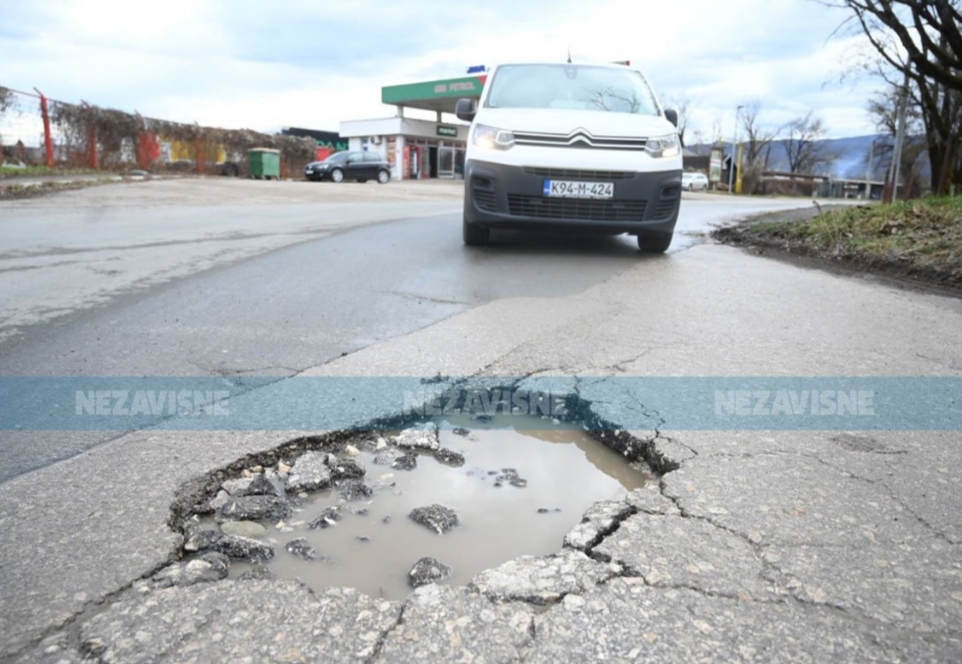 Nakon presude načelniku iz Prijedora zbog rupa na cesti: slijedi li odgovornost za ceste u BiH?