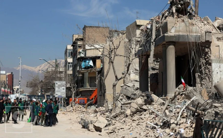 Nakon zračnih napada u Iranu pada crna kiša, zdravlje stanovništva u opasnosti