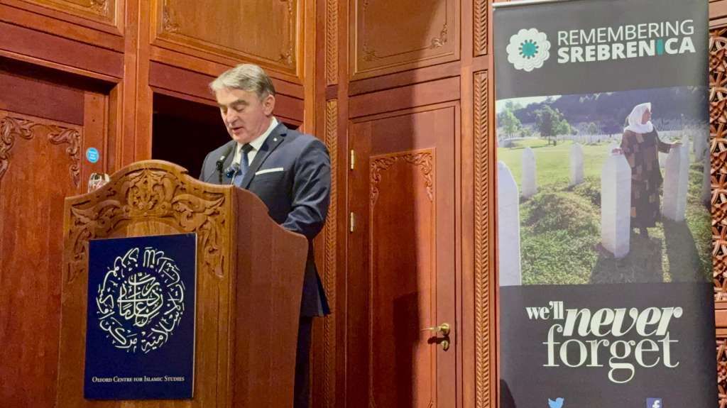 Komšić na poziv Oxforda održao predavanje o BiH u Centru za islamske studije