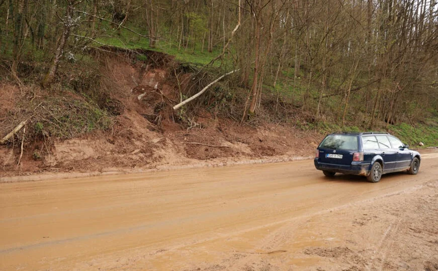 Zatvoren put Trnovo – Foča, cesta u katastrofalnom stanju
