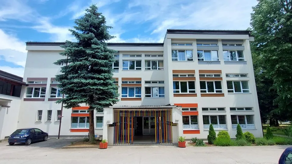 Mješovita srednja škola Vitez predstavila kratki film “BEZ ETIKETE” u kojem glavnu ulogu imaju učenici