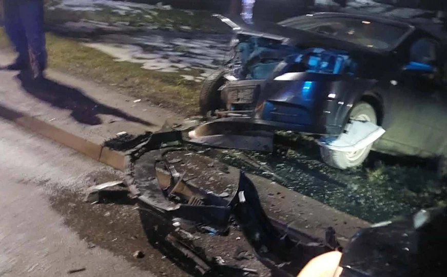 Teška prometna nesreća: ozlijeđeno osam osoba