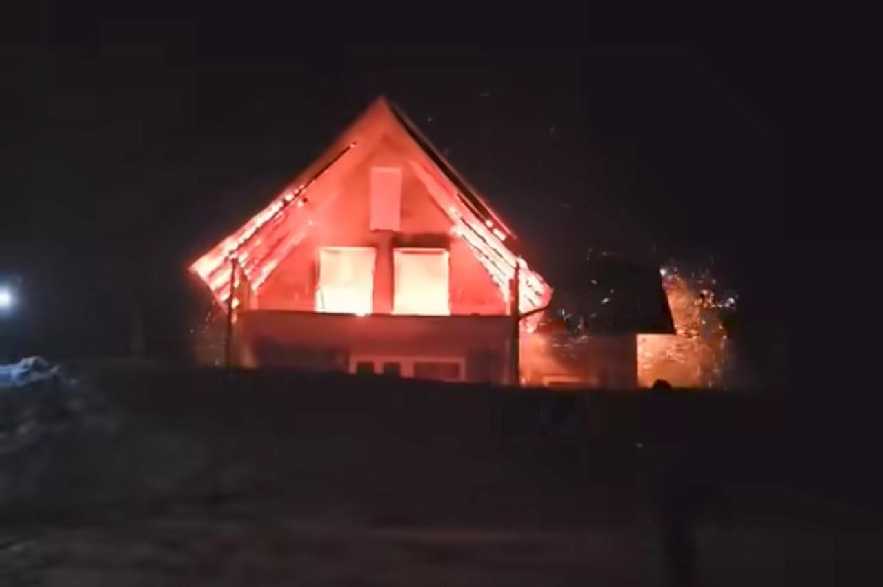 Izgorjela vikendica čiji je vlasnik pomogao u rasvjetljavanju zločina