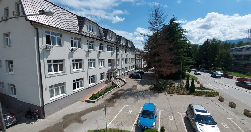 Općina Vitez raspisala Javni natječaj kreativcima i ugostiteljima za sudjelovanje na manifestaciji “Božić u Vitezu 2025”